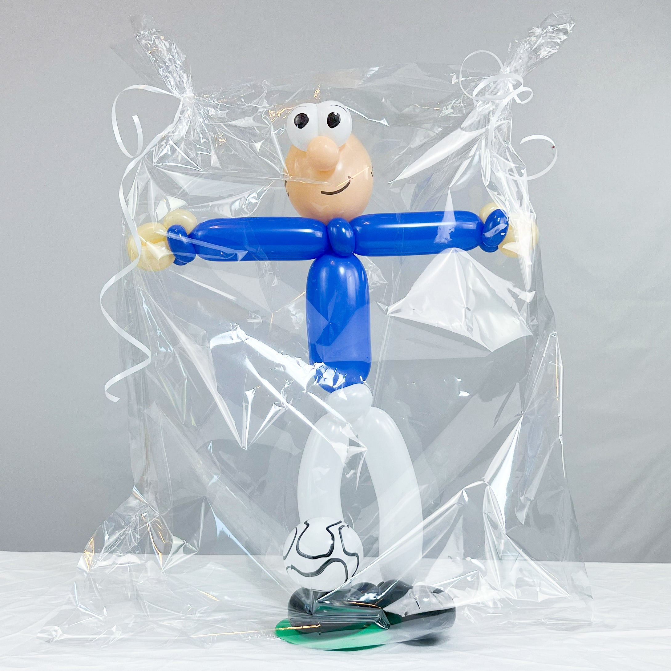 Schalke Fußballspieler aus Luftballons, Blau-Weiß